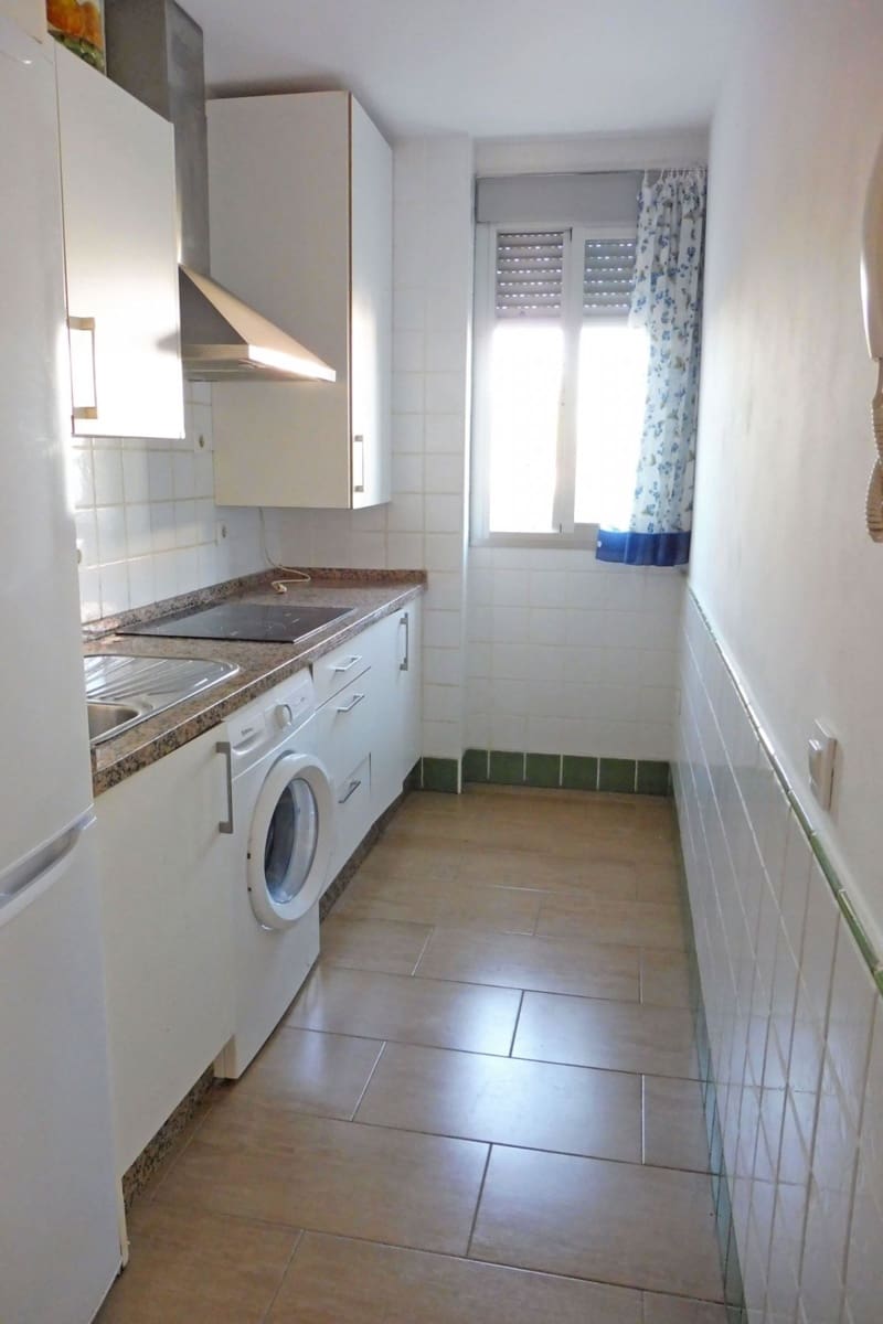3 soverom Hus til leie i Aznalcazar med garasje - € 650 (Ref: 10041155)