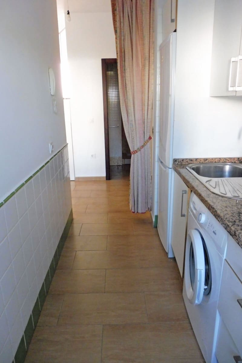 3 soverom Hus til leie i Aznalcazar med garasje - € 650 (Ref: 10041155)