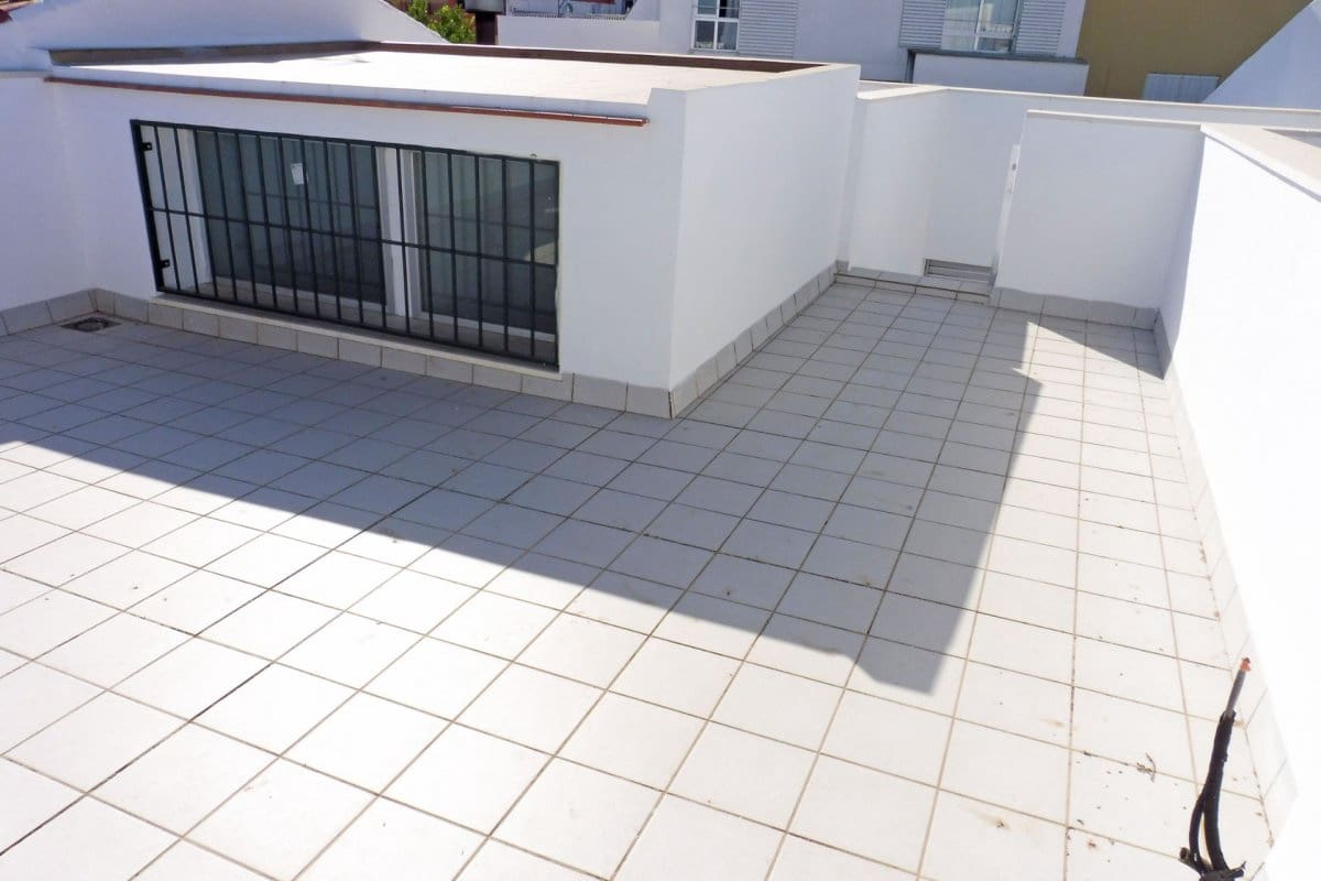 3 soverom Hus til leie i Aznalcazar med garasje - € 650 (Ref: 10041155)