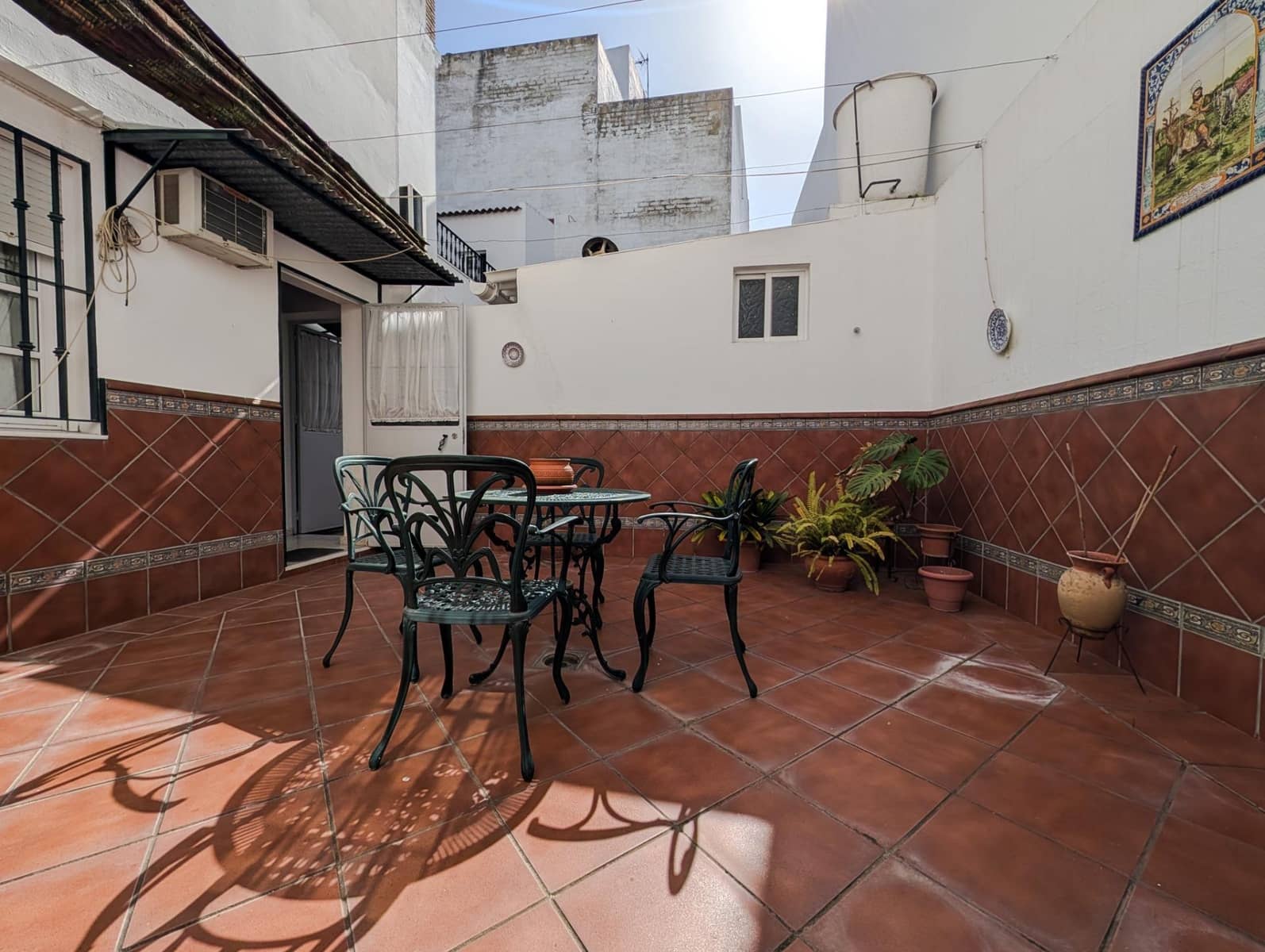 3 bedroom Townhouse for sale in Sanlucar la Mayor - € 160,000 (Ref: 9897342)
