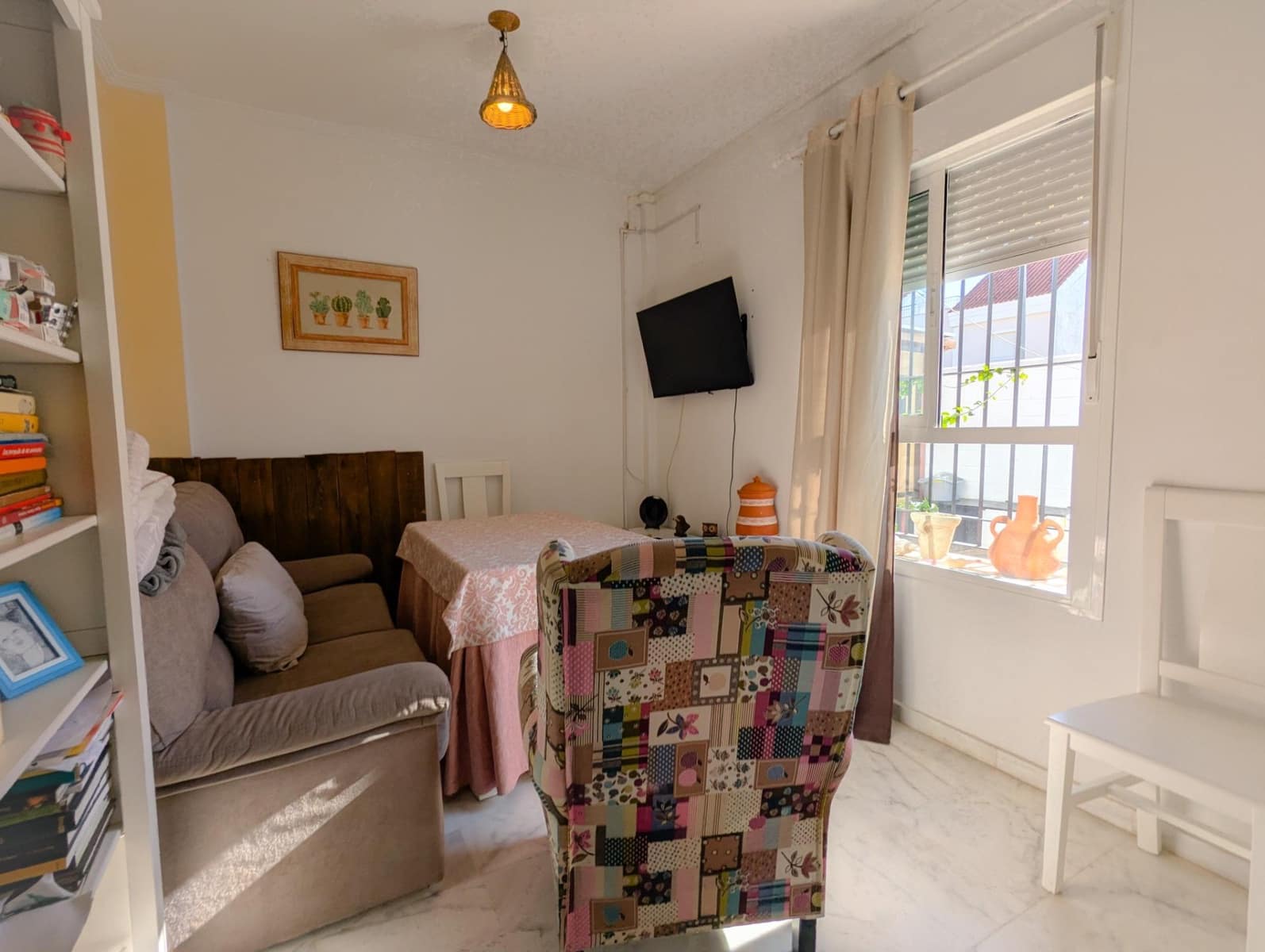 4 bedroom Semi-detached Villa for sale in Sanlucar la Mayor with pool garage - € 245,000 (Ref: 9897343)