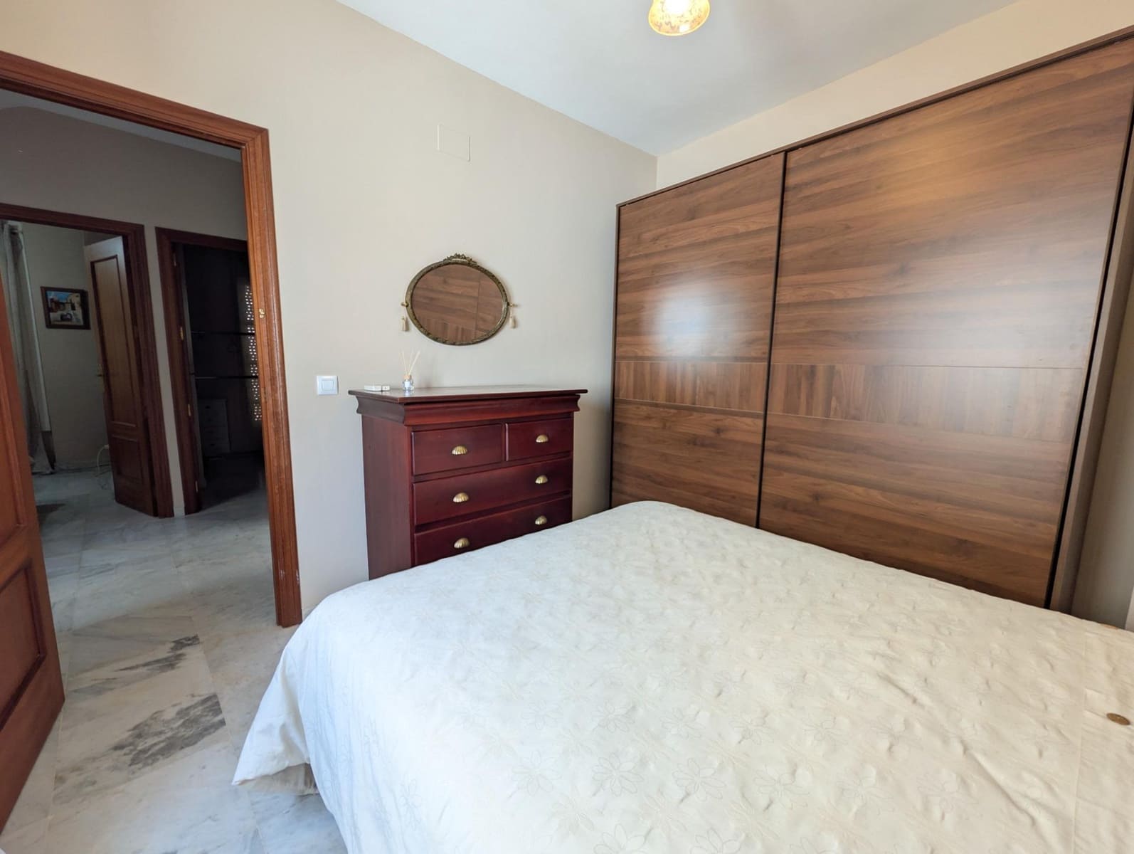 3 bedroom Townhouse for rent in Sanlucar la Mayor - € 700 (Ref: 9897346)