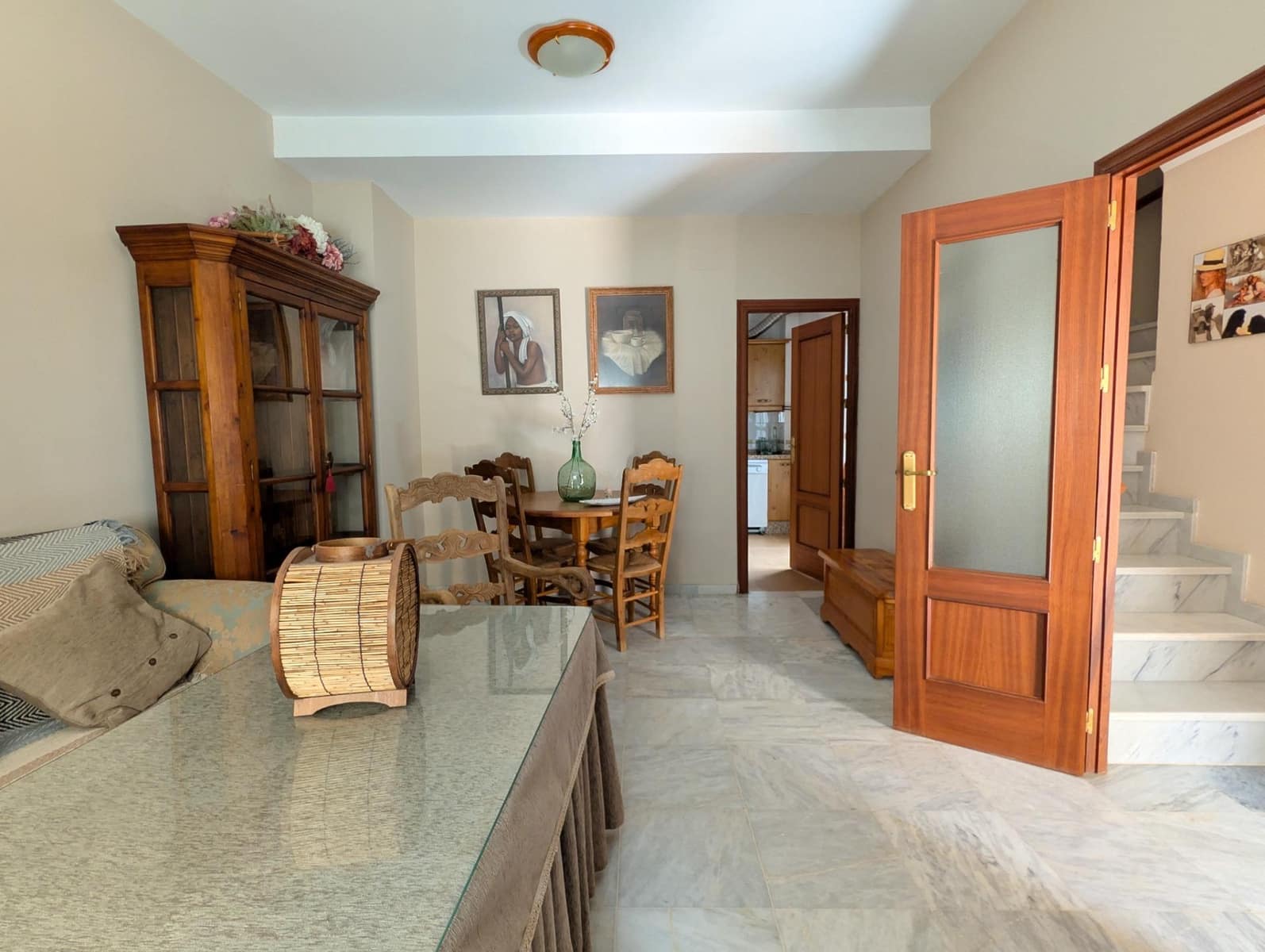 3 bedroom Townhouse for rent in Sanlucar la Mayor - € 700 (Ref: 9897346)