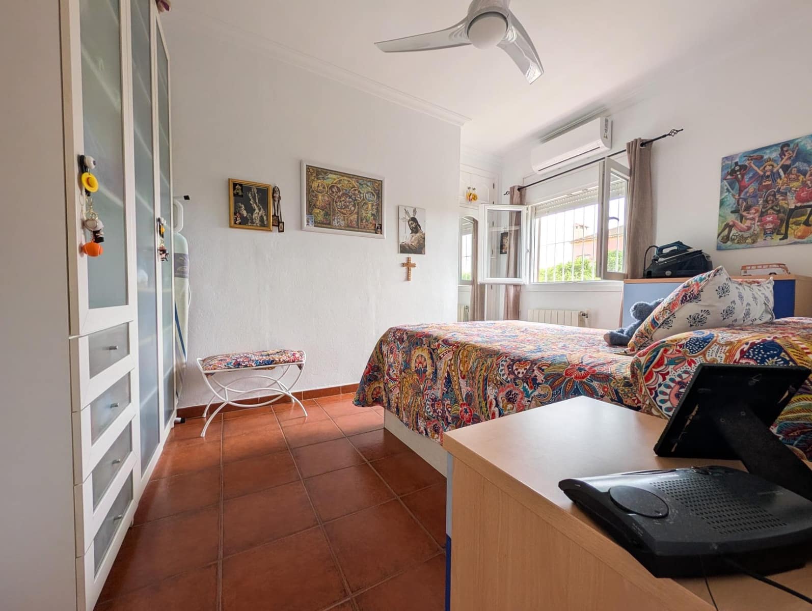 6 bedroom Villa for sale in Sanlucar la Mayor with pool - € 434,900 (Ref: 9897347)