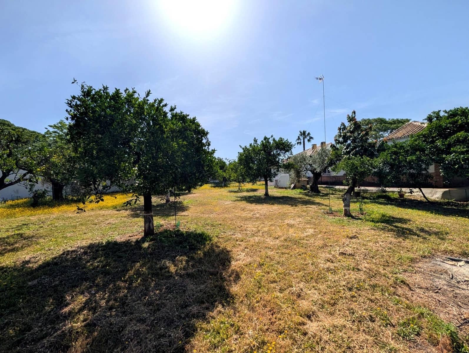 3 bedroom Villa for sale in Sanlucar la Mayor - € 280,000 (Ref: 9897349)