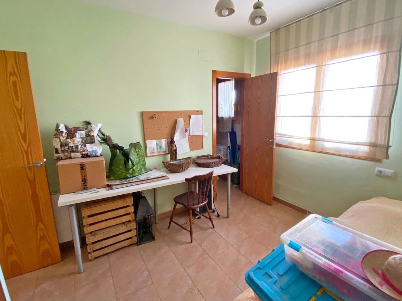 4 bedroom Villa for sale in Sanlucar la Mayor with garage - € 320,000 (Ref: 9897351)