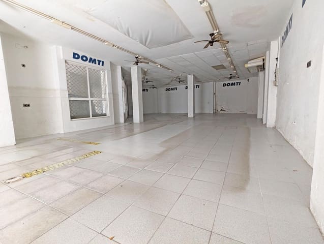 Commercial for rent in Sanlúcar la Mayor - € 800 (Ref: 9897356)