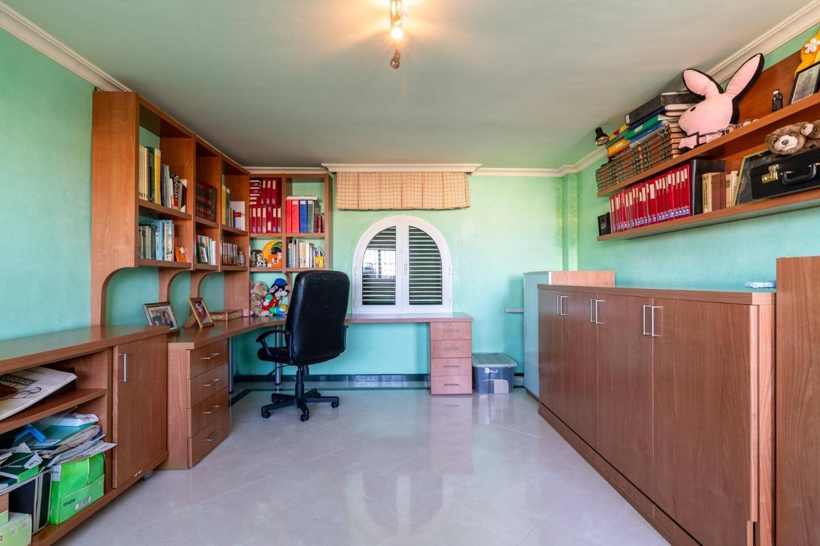 4 sovrum Villa till salu i Sanlucar la Mayor med pool - 650 000 € (Ref: 9903929)
