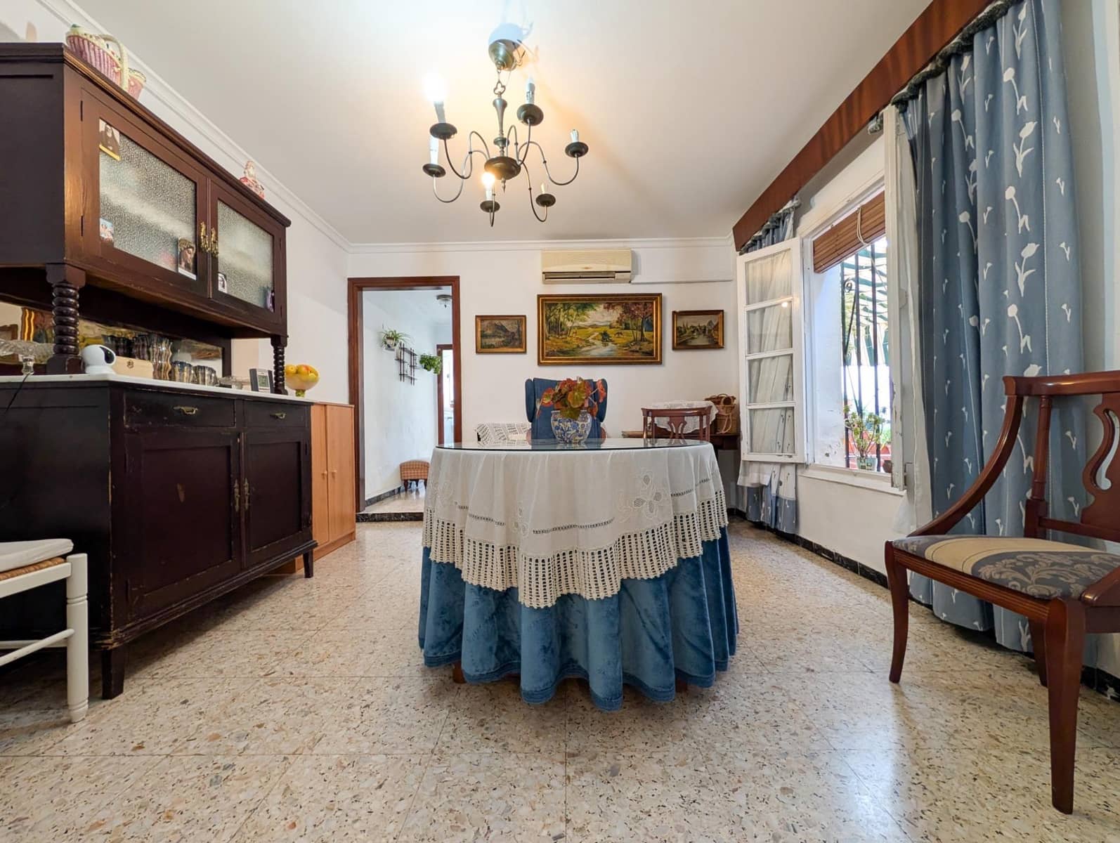 3 soveværelse Rækkehus til salg i Sanlucar la Mayor - € 150.000 (Ref: 9915822)