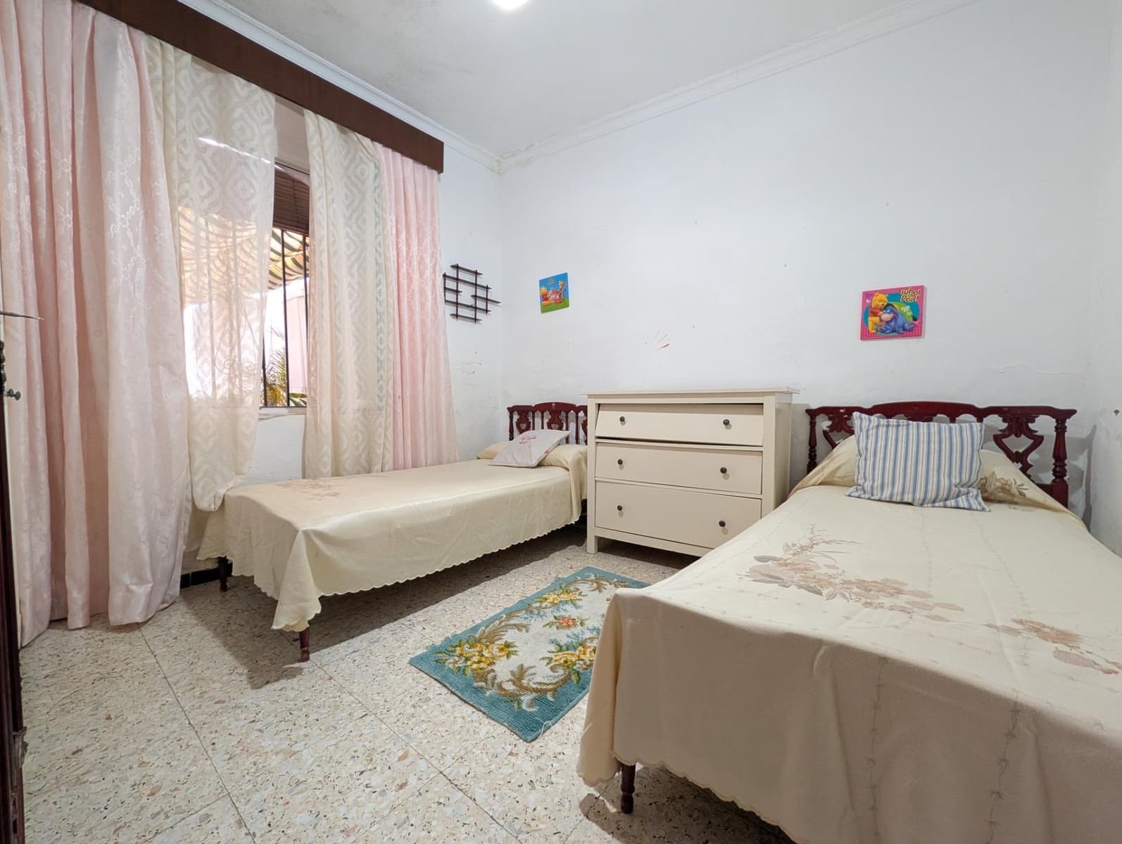 3 soveværelse Rækkehus til salg i Sanlucar la Mayor - € 150.000 (Ref: 9915822)