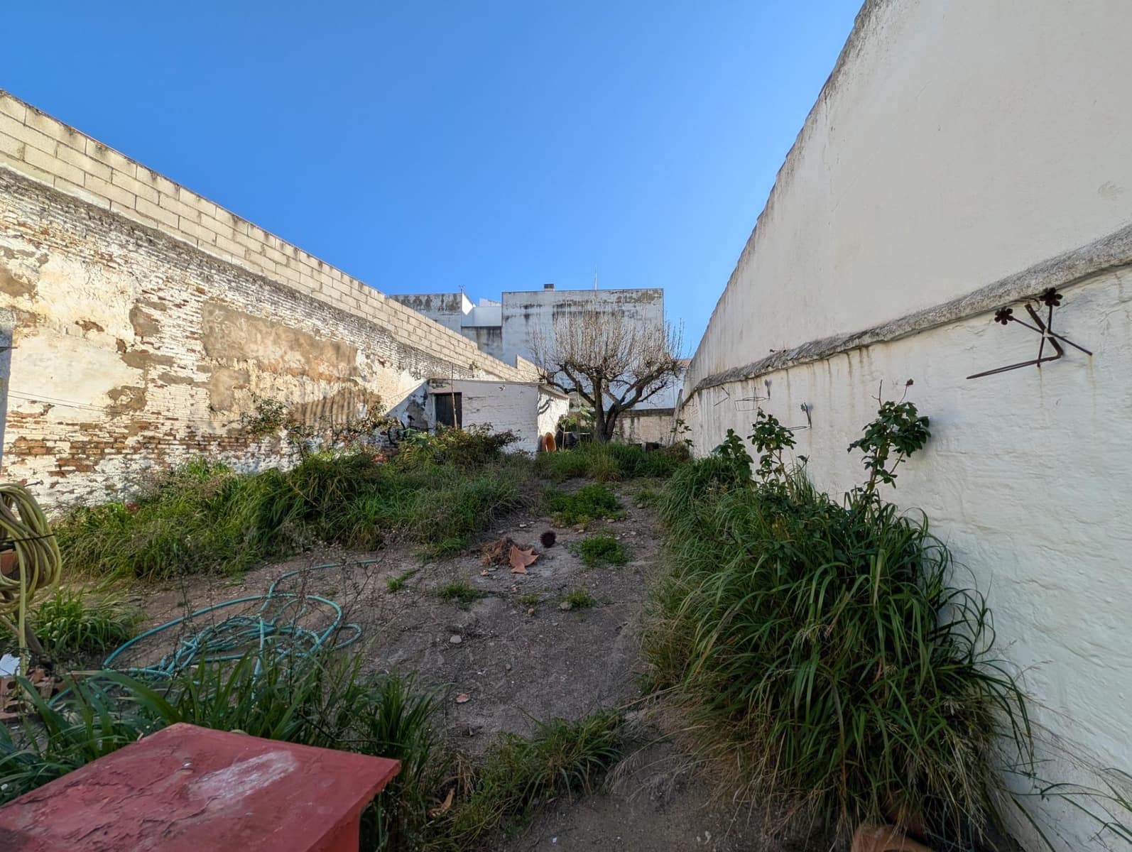 3 soveværelse Rækkehus til salg i Sanlucar la Mayor - € 150.000 (Ref: 9915822)
