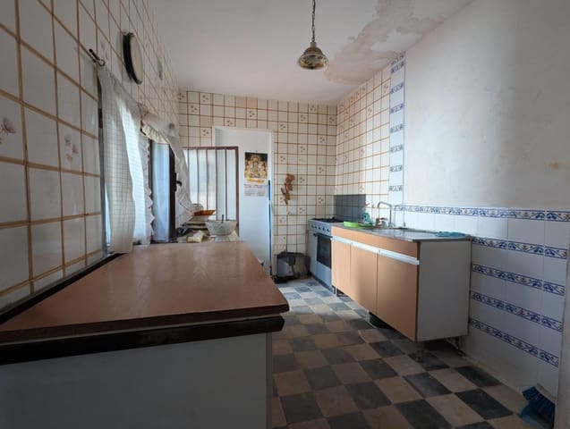 3 soveværelse Rækkehus til salg i Sanlúcar la Mayor - € 109.900 (Ref: 9920419)