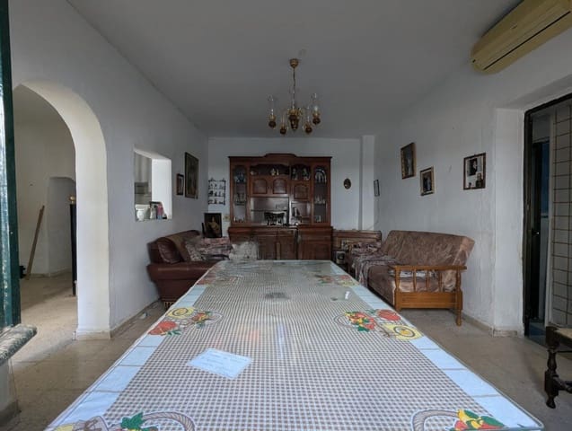 3 soveværelse Rækkehus til salg i Sanlúcar la Mayor - € 109.900 (Ref: 9920419)