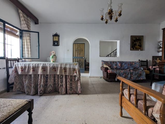 3 soveværelse Rækkehus til salg i Sanlúcar la Mayor - € 109.900 (Ref: 9920419)