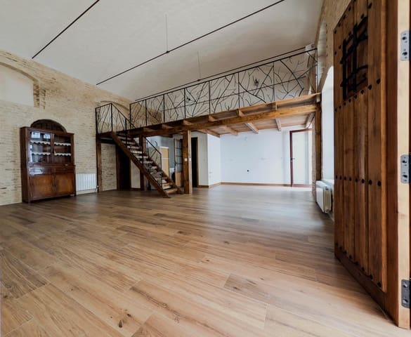 3 soveværelse Rækkehus til salg i Sanlúcar la Mayor med garage - € 260.000 (Ref: 9922298)