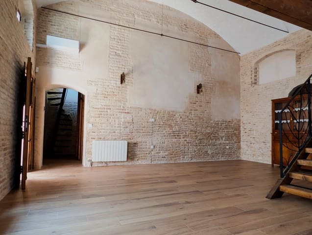 3 soveværelse Rækkehus til salg i Sanlúcar la Mayor med garage - € 260.000 (Ref: 9922298)