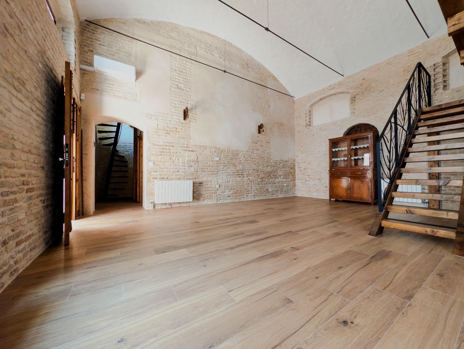 3 soveværelse Rækkehus til salg i Sanlucar la Mayor med garage - € 260.000 (Ref: 9922298)