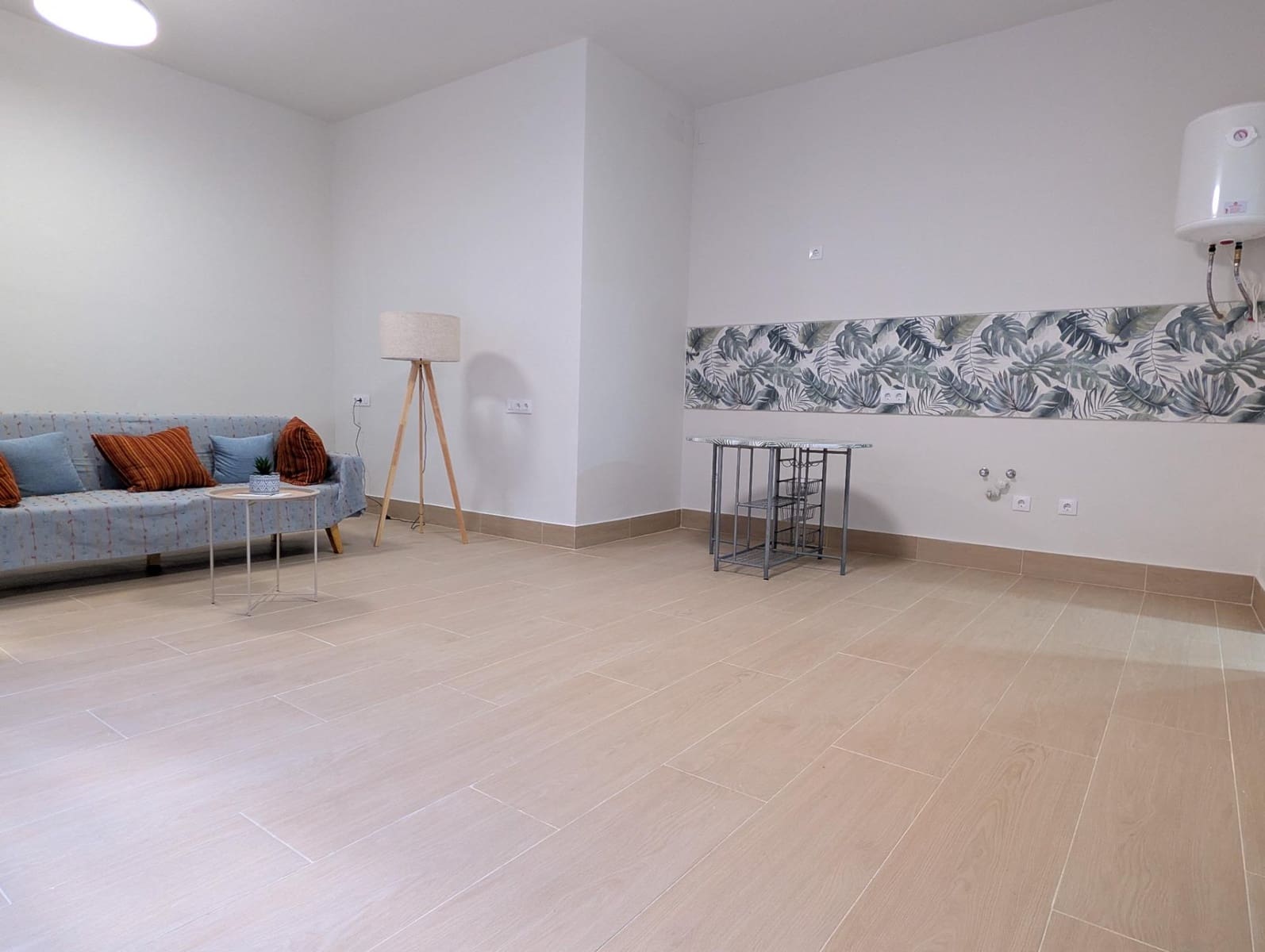 Asunto myytävänä paikassa Sanlucar la Mayor - 65 000 € (Ref: 9929367)