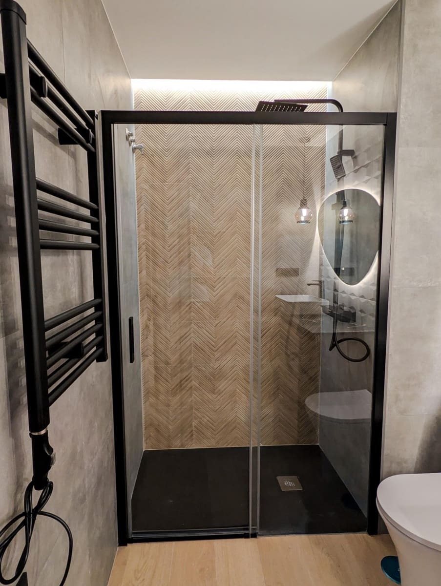2 soverom Leilighet til leie i Sanlucar la Mayor - € 850 (Ref: 9959778)