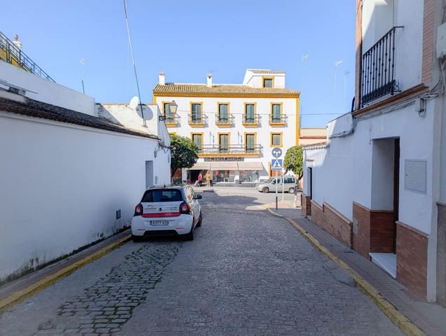 Erhverv til leje i Sanlúcar la Mayor - € 380 (Ref: 9962685)