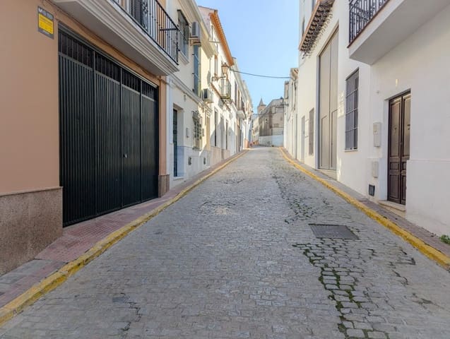 Erhverv til leje i Sanlúcar la Mayor - € 380 (Ref: 9962685)