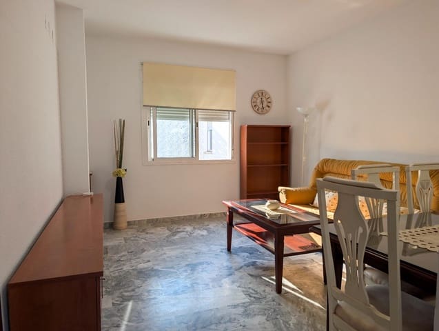 1 bedroom Flat for rent in Sanlúcar la Mayor - € 600 (Ref: 9970590)