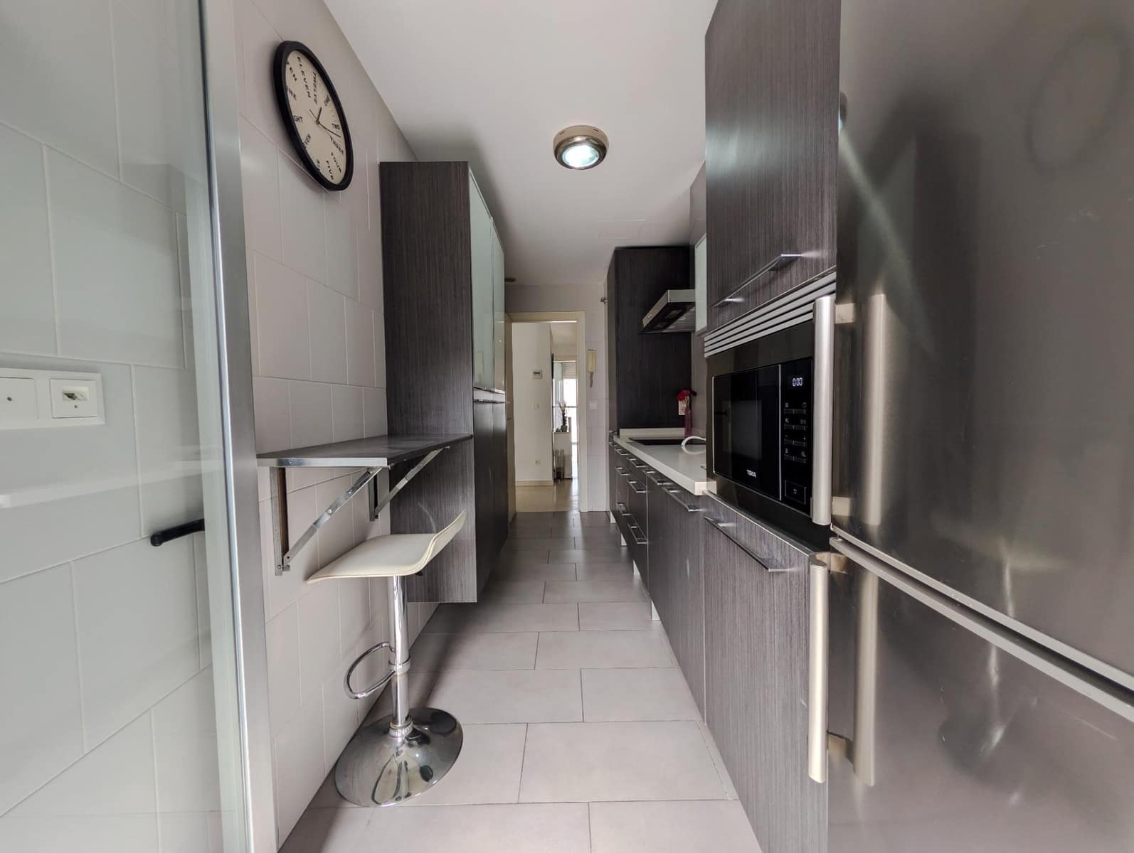 2 soverom Leilighet til leie i Sevilla by med garasje - € 850 (Ref: 9975408)