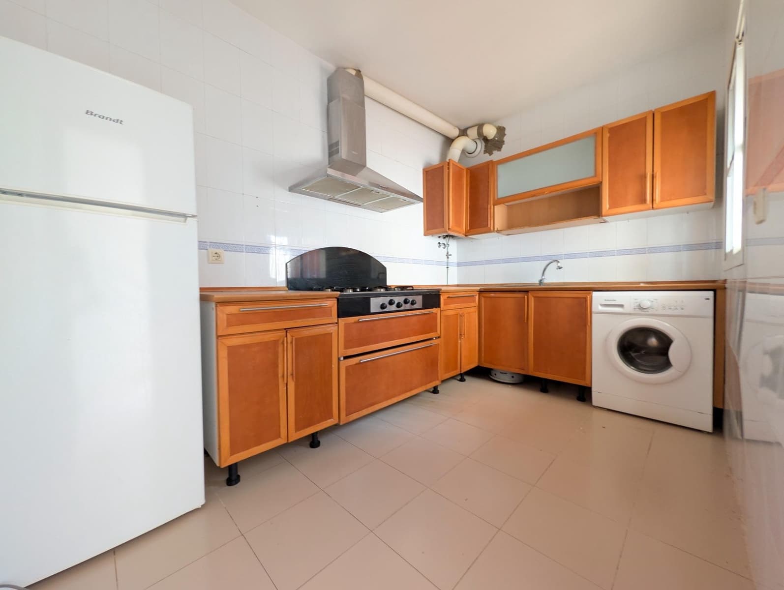 3 soveværelse Semi-Rækkehus til salg i Sanlucar la Mayor - € 199.900 (Ref: 9977311)