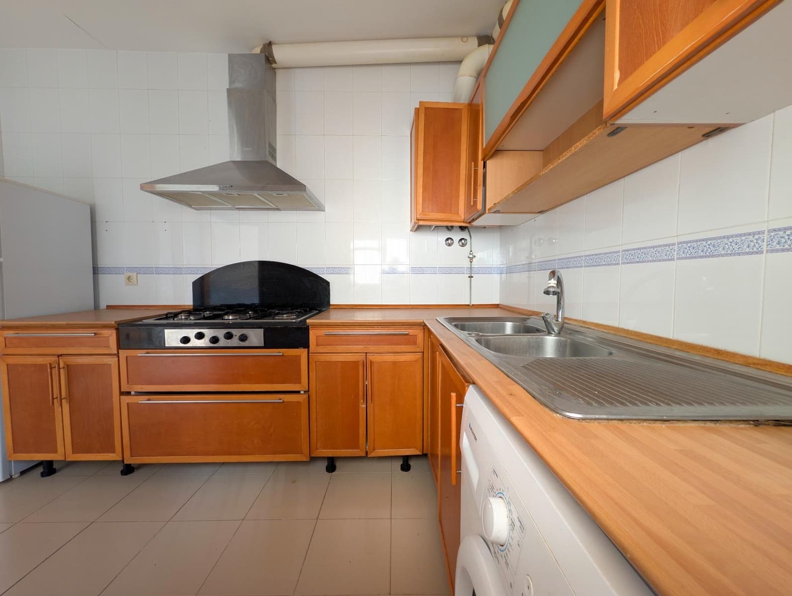 3 soveværelse Semi-Rækkehus til salg i Sanlucar la Mayor - € 199.900 (Ref: 9977311)