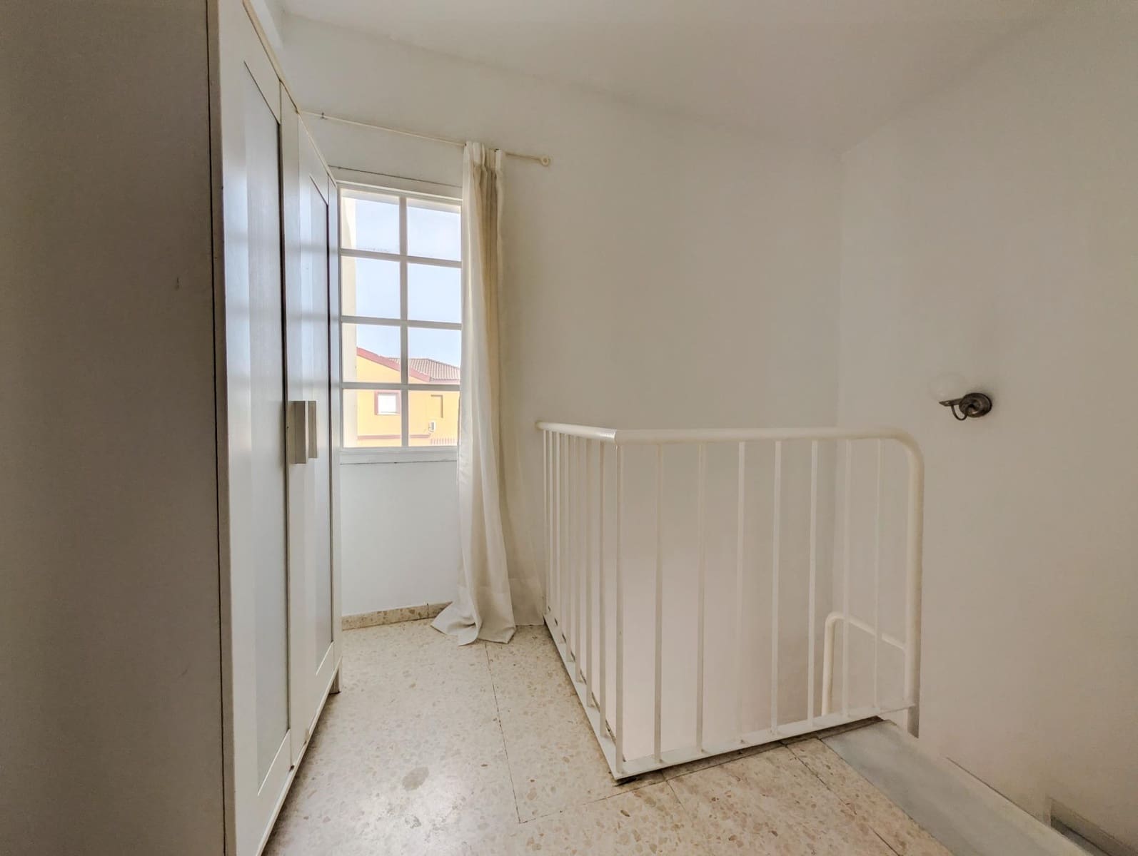 3 soveværelse Semi-Rækkehus til salg i Sanlucar la Mayor - € 199.900 (Ref: 9977311)