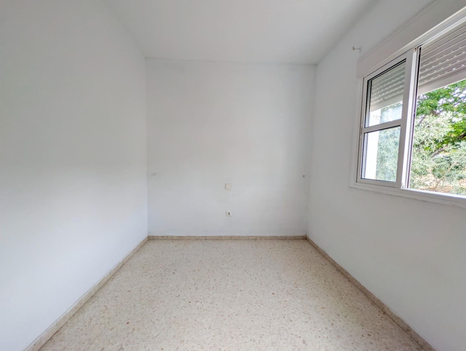 3 soveværelse Semi-Rækkehus til salg i Sanlucar la Mayor - € 199.900 (Ref: 9977311)