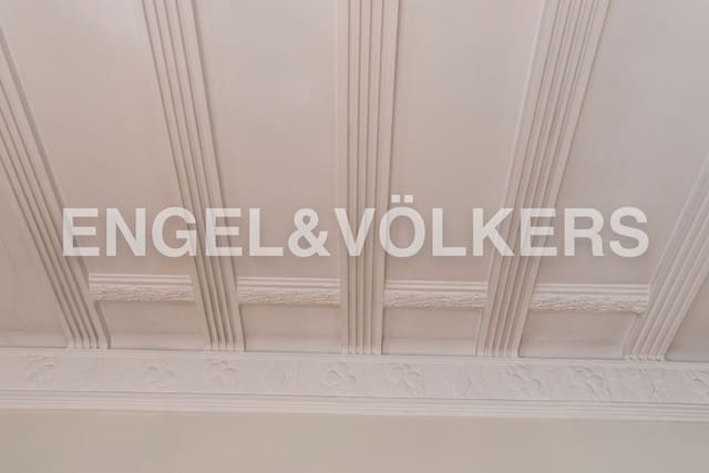 3 soveværelse Lejlighed til leje i Almagro, Madrid by - € 7.500 (Ref: 9080960)