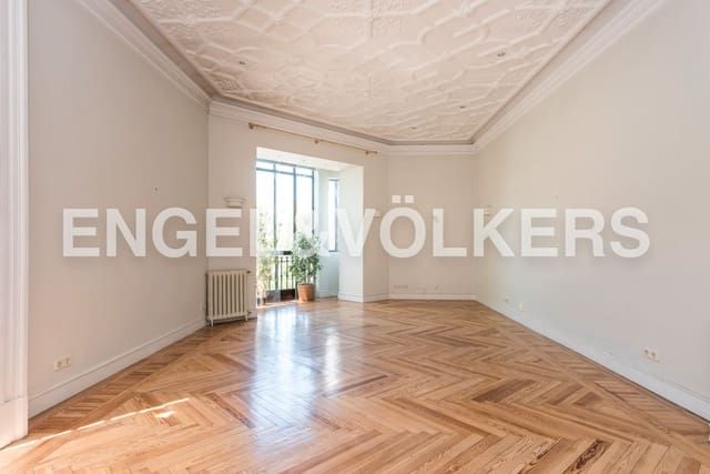 3 soveværelse Lejlighed til leje i Almagro, Madrid by - € 7.500 (Ref: 9080960)