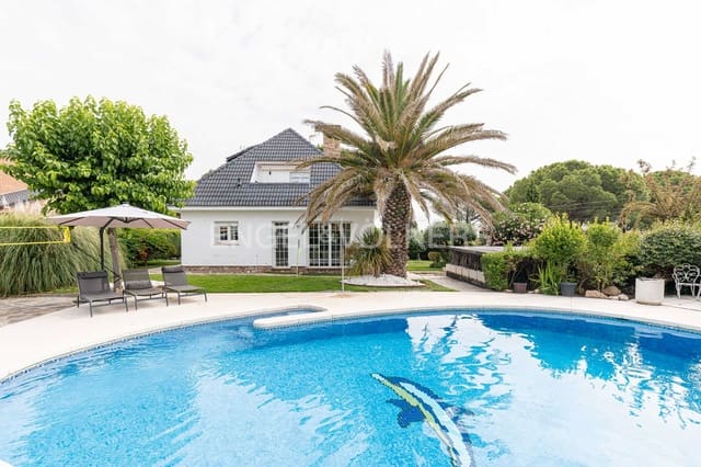 Chalet de 4 habitaciones en Villaviciosa de Odón en venta con piscina garaje - 970.000 € (Ref: 9085693)