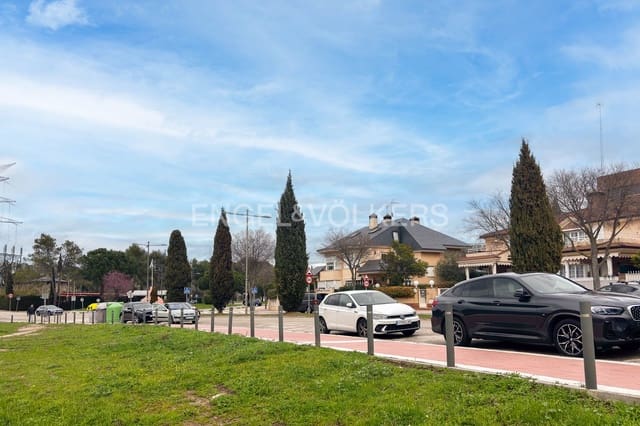 Building Plot for sale in Boadilla del Monte - € 650,000 (Ref: 9093413)