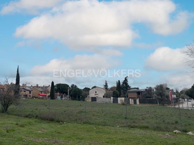 Building Plot for sale in Boadilla del Monte - € 650,000 (Ref: 9093413)