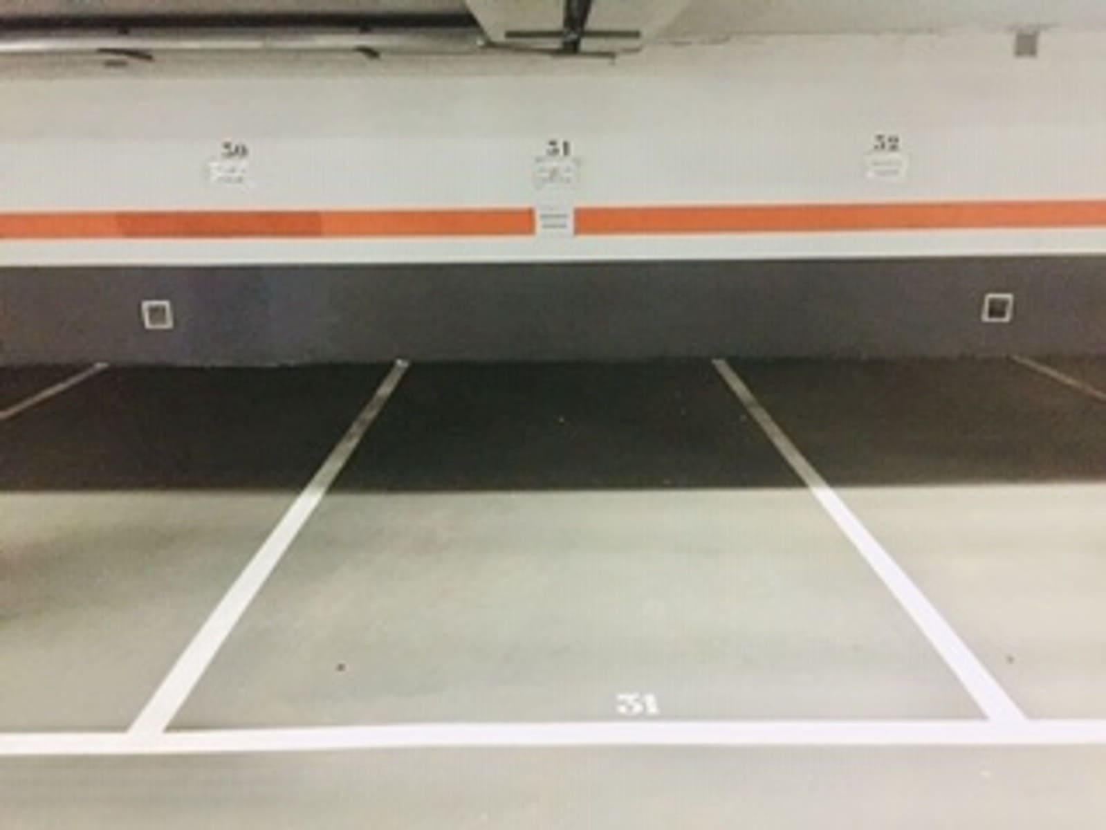 Garage til salg i Madrid by - € 20.000 (Ref: 9093424)