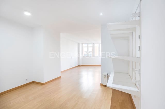 3 soveværelse Lejlighed til leje i Almagro, Madrid by med swimmingpool garage - € 2.650 (Ref: 9093462)