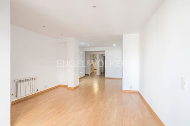 3 soveværelse Lejlighed til leje i Almagro, Madrid by med swimmingpool garage - € 2.650 (Ref: 9093462)