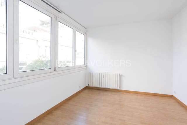 3 soveværelse Lejlighed til leje i Almagro, Madrid by med swimmingpool garage - € 2.650 (Ref: 9093462)