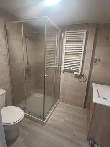 Chalet de 3 habitaciones en Algete en alquiler con piscina - 2.300 € (Ref: 9093467)