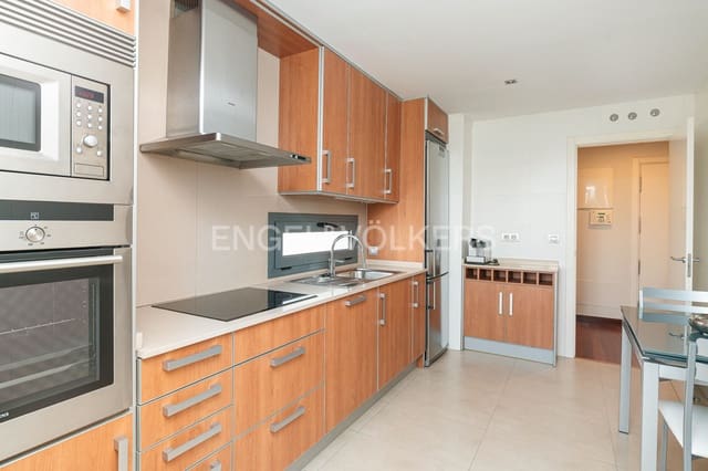 1 soveværelse Lejlighed til leje i Piovera, Madrid by med swimmingpool garage - € 1.800 (Ref: 9093505)