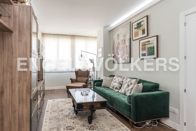2 soveværelse Lejlighed til leje i Cuatro Caminos, Madrid by - € 1.700 (Ref: 9093515)