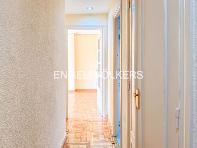 Apartamento de 2 habitaciones en Hispanoamérica, Madrid ciudad en alquiler - 1.600 € (Ref: 9093517)