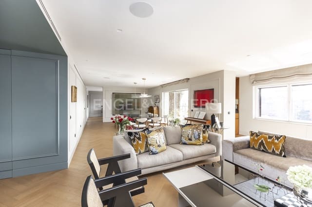 5 soveværelse Lejlighed til salg i Nueva España, Madrid by med swimmingpool garage - € 3.500.000 (Ref: 9093518)