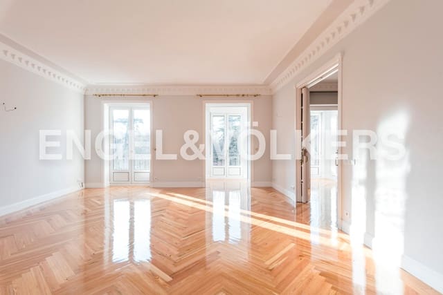 5 makuuhuone Huoneisto vuokrattavana paikassa Recoletos, Madrid kaupunki - 7 000 € (Ref: 9093519)