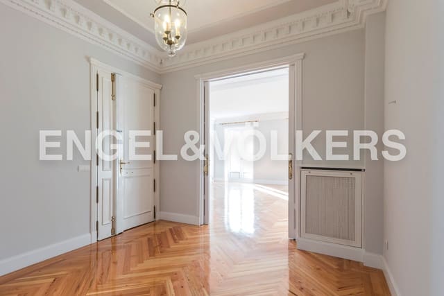 5 makuuhuone Huoneisto vuokrattavana paikassa Recoletos, Madrid kaupunki - 7 000 € (Ref: 9093519)