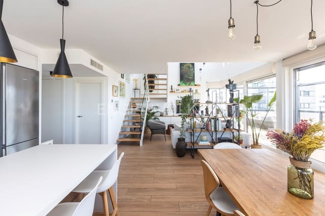 Ático de 4 habitaciones en Valdefuentes, Madrid ciudad en alquiler con piscina garaje - 3.950 € (Ref: 9093535)