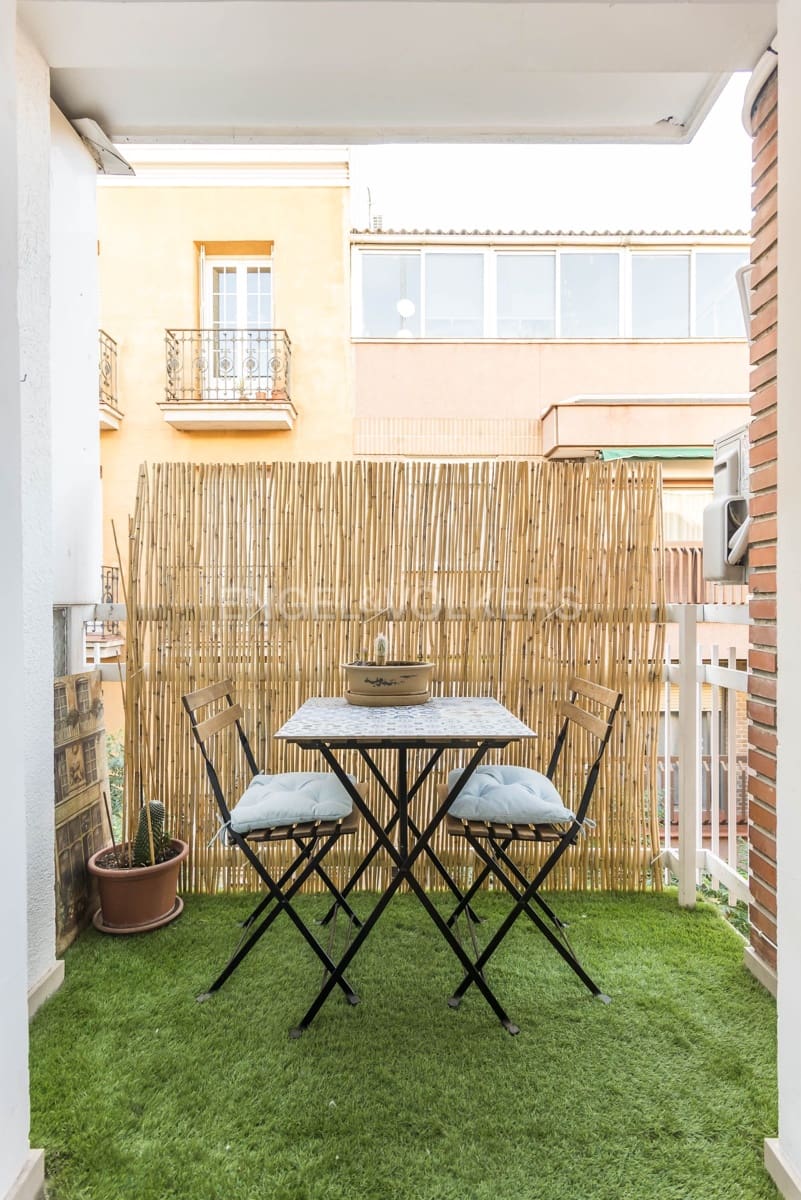 Apartamento de 2 habitaciones en Madrid ciudad en alquiler - 2.000 € (Ref: 9093598)