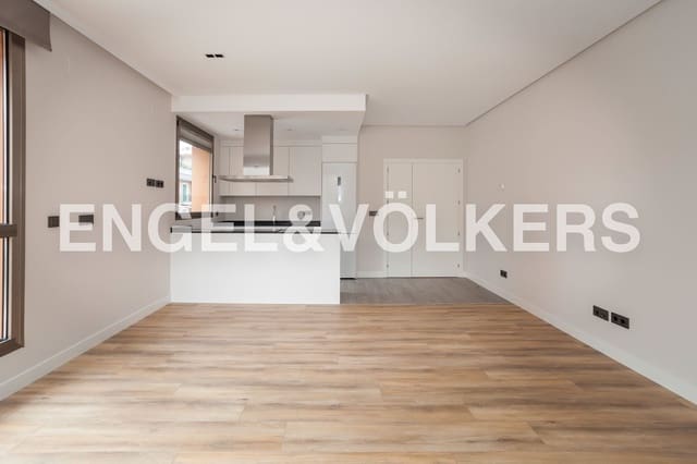2 soveværelse Lejlighed til leje i Adelfas, Madrid by med garage - € 2.100 (Ref: 9093681)